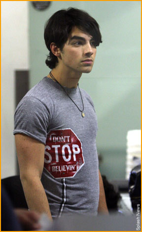 200901 Joe Jonas shirt